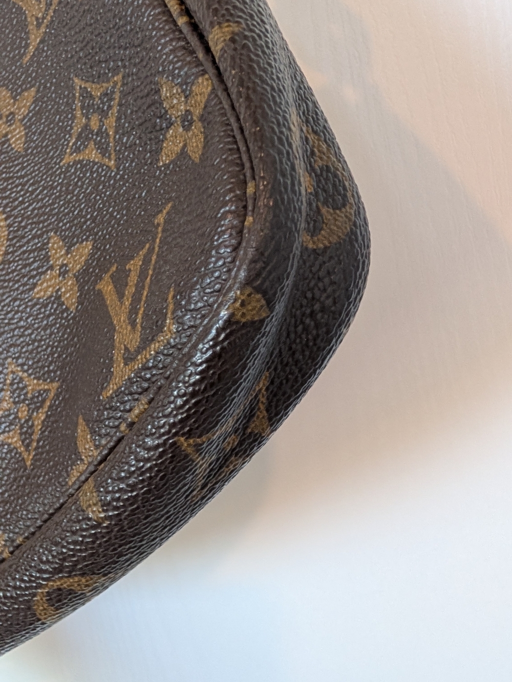Louis Vuitton Vintage Brown Monogram Pochette - Picture 3 of 9